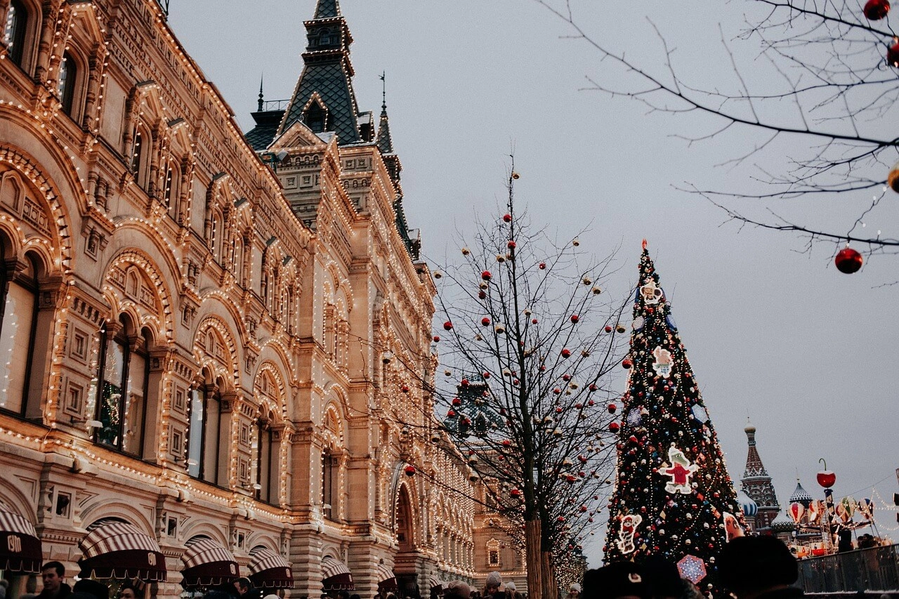 Красная площадь в Москве, ёлка на Красной площади и ГУМ